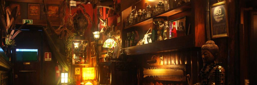 Il Nottingham Forest è uno dei cocktail bar più famosi a Milano